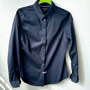 Banana Republic Tailored Fit Size 10 Button Down